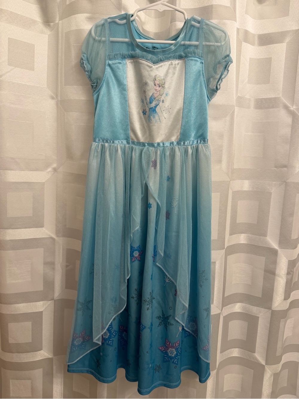 Disney Princess Frozen 2 blue nightgown size Medium